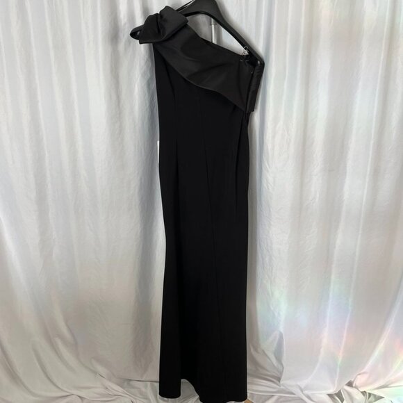 Betsy Adam Carmela One Shoulder Scuba Crepe Gown Satin Bow Black 12 - Picture 3 of 16